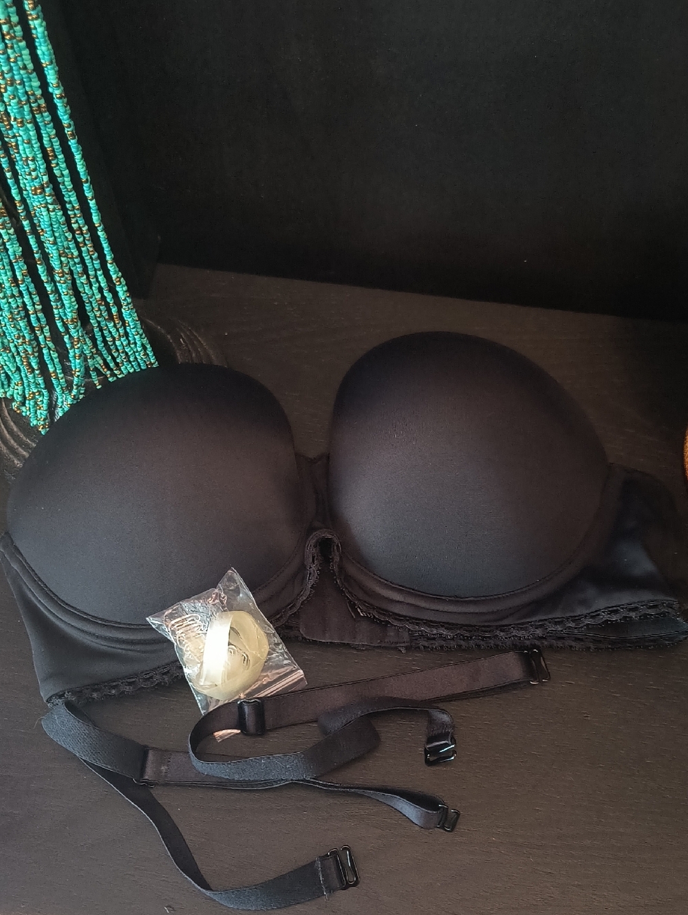 NWOT vintage Calvin Klein Black Strapless Push-Up Bra